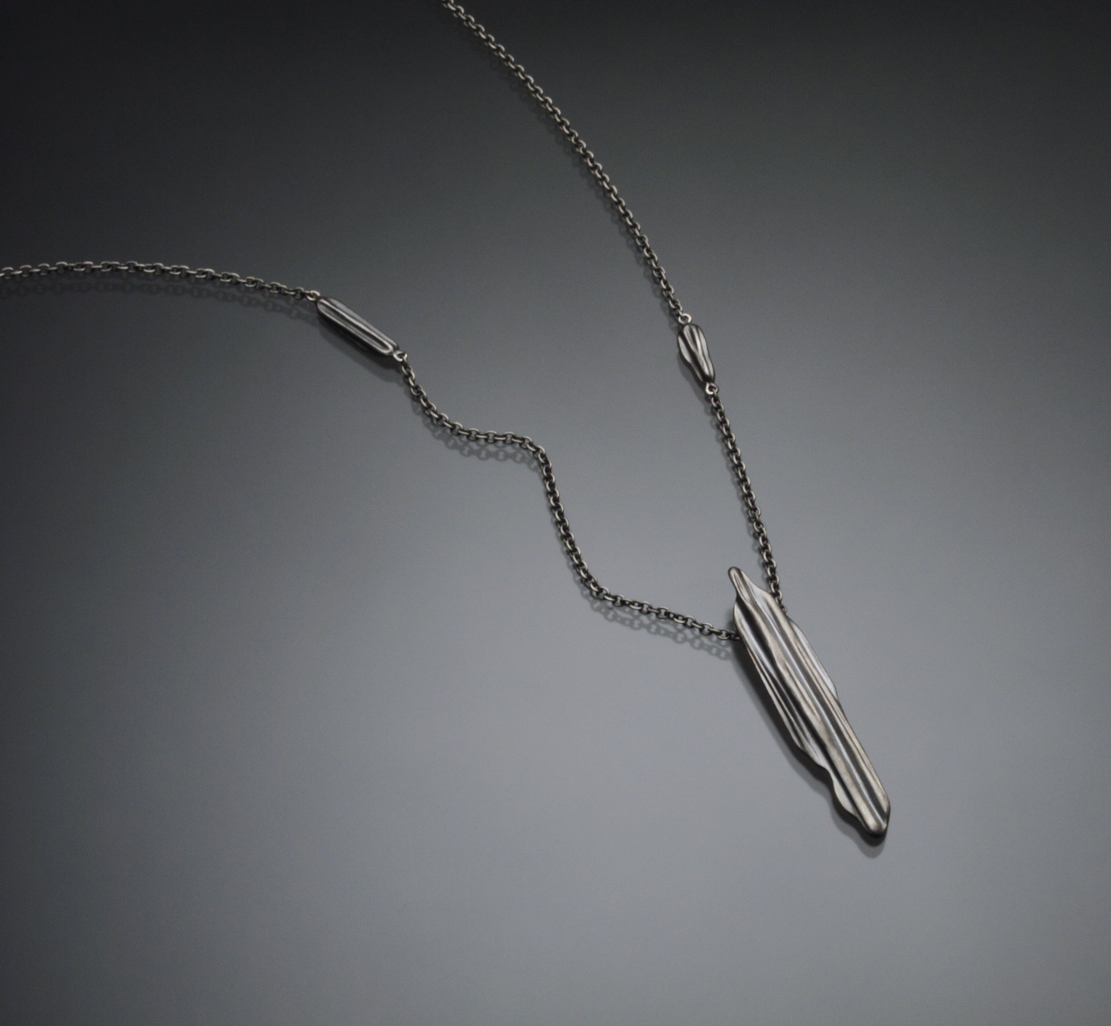 Belluno Strawcast Pendant with Accents