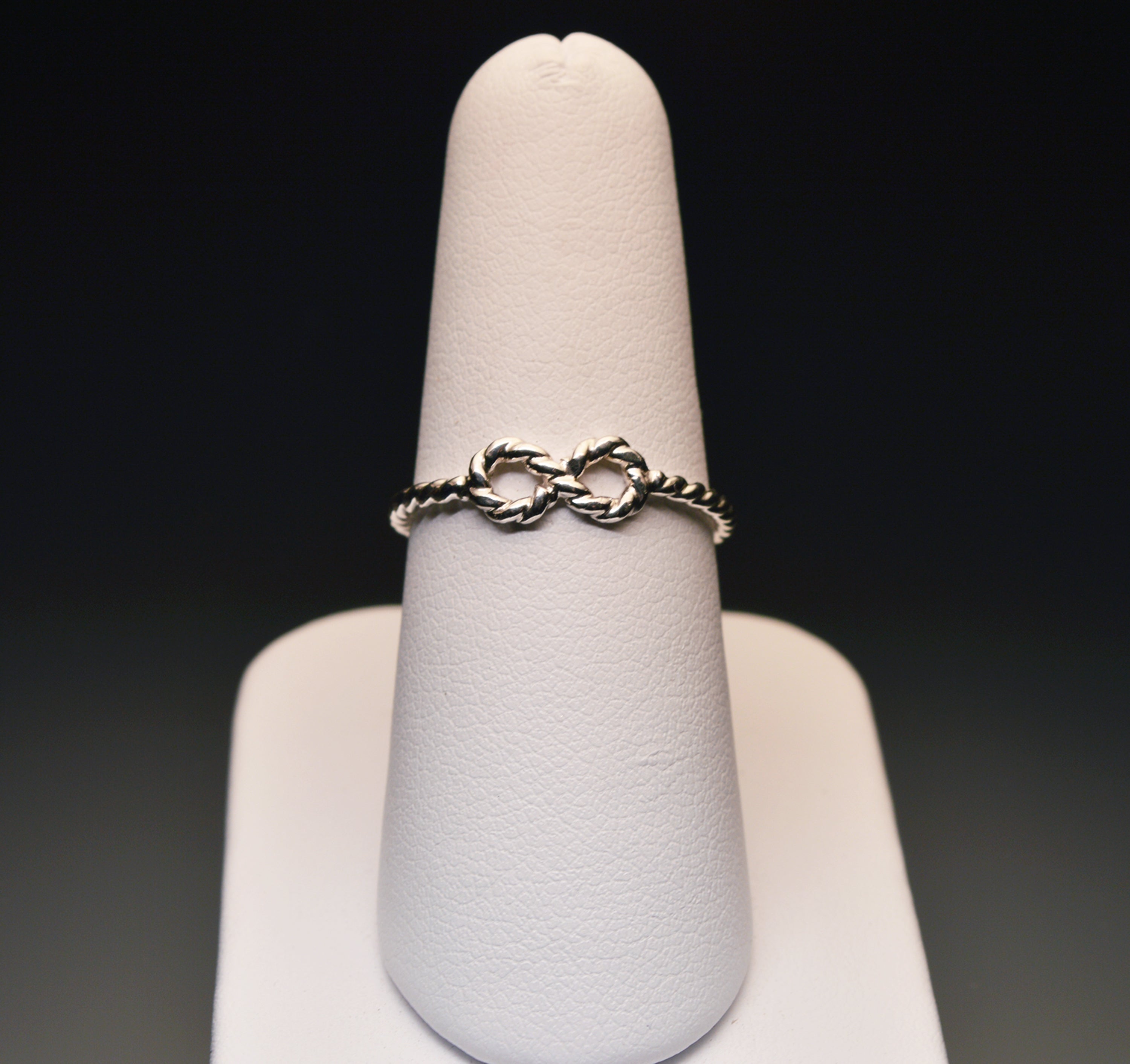 Twisted Infinity Ring