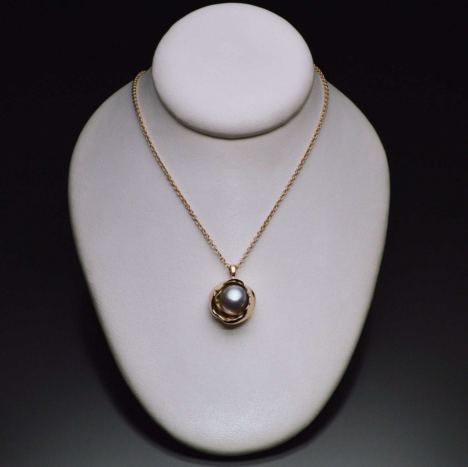 Gold Juno Watercast Pendant