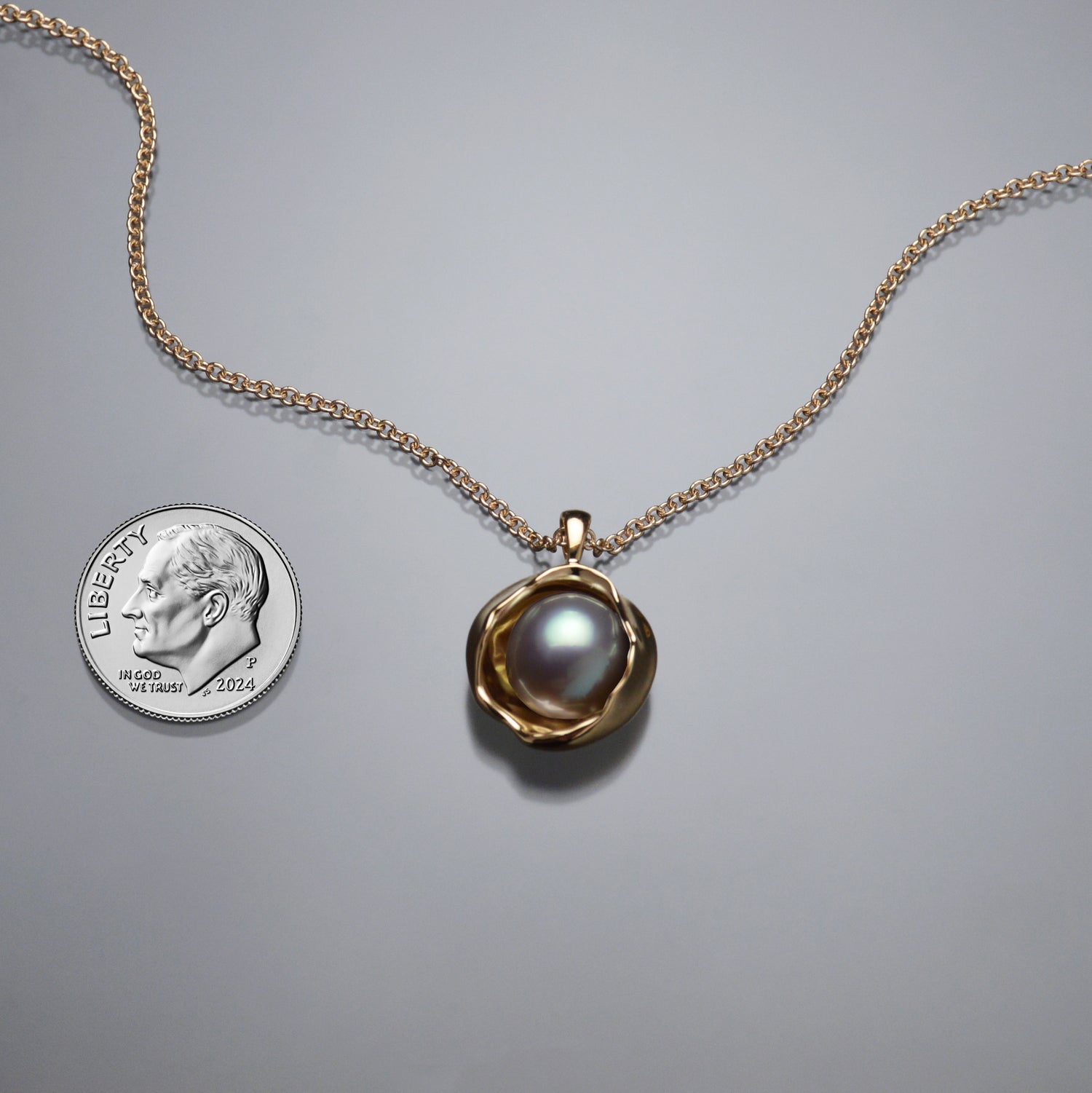Gold Juno Watercast Pendant