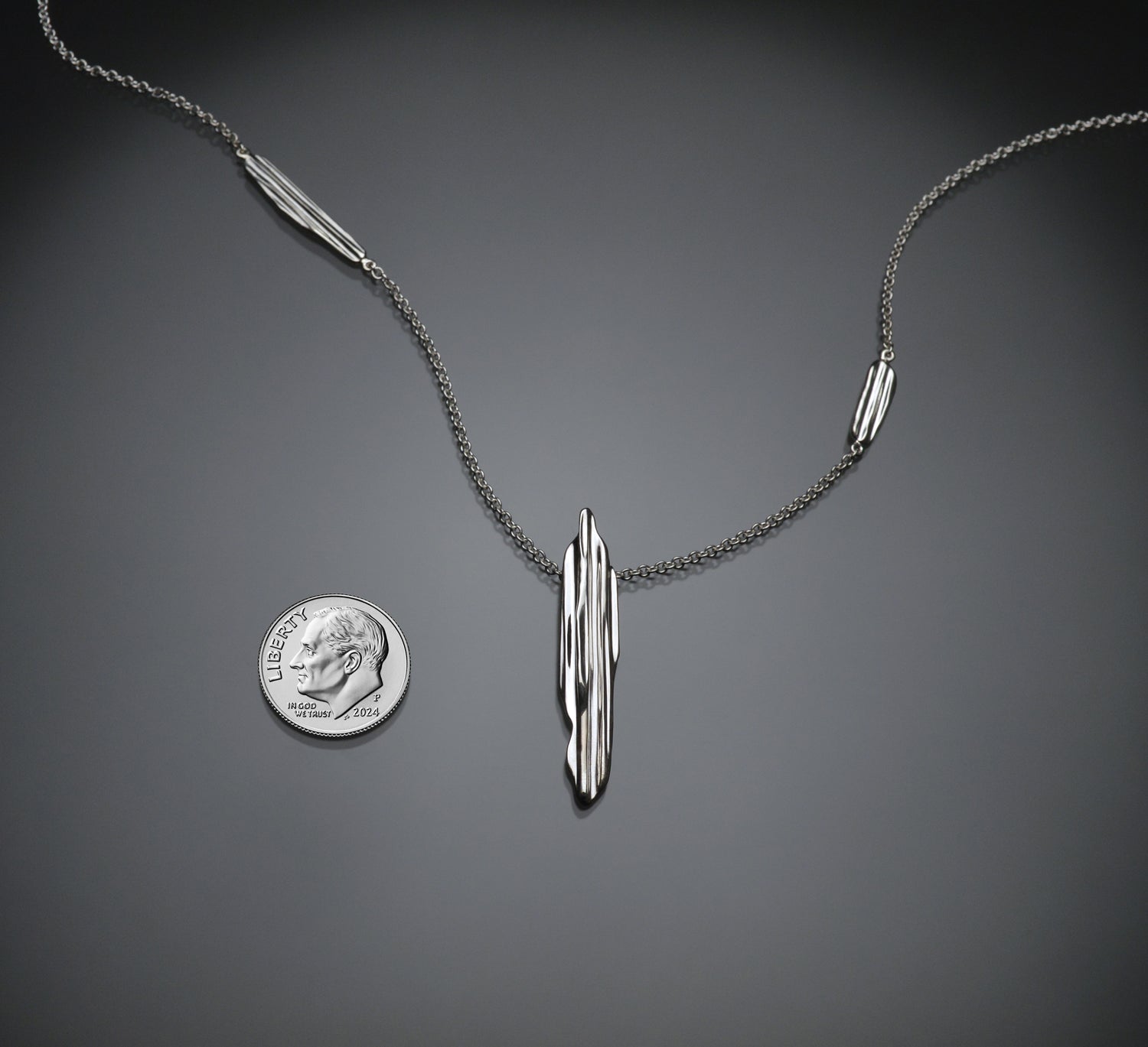 Belluno Strawcast Pendant with Accents