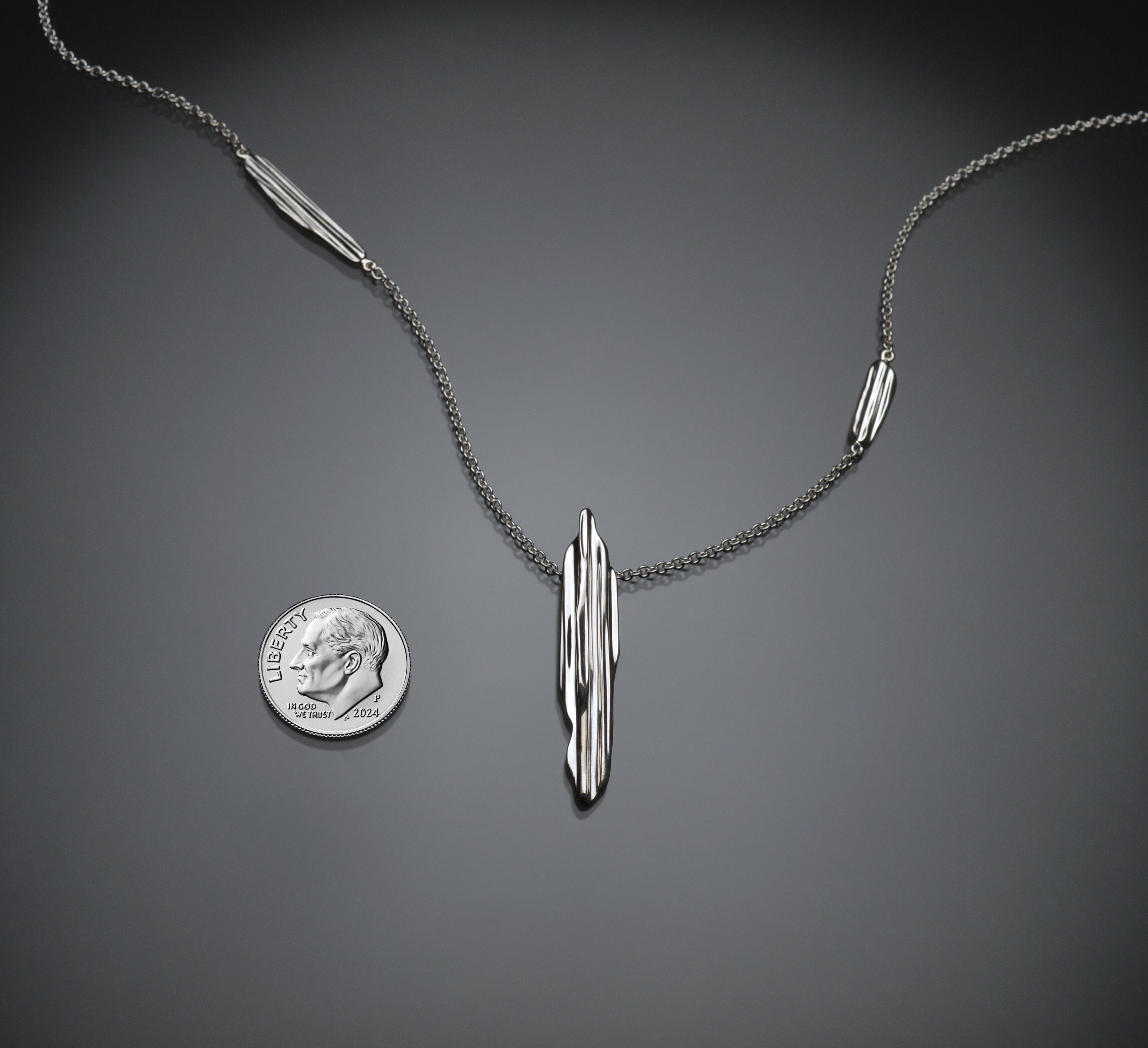 Belluno Strawcast Pendant with Accents