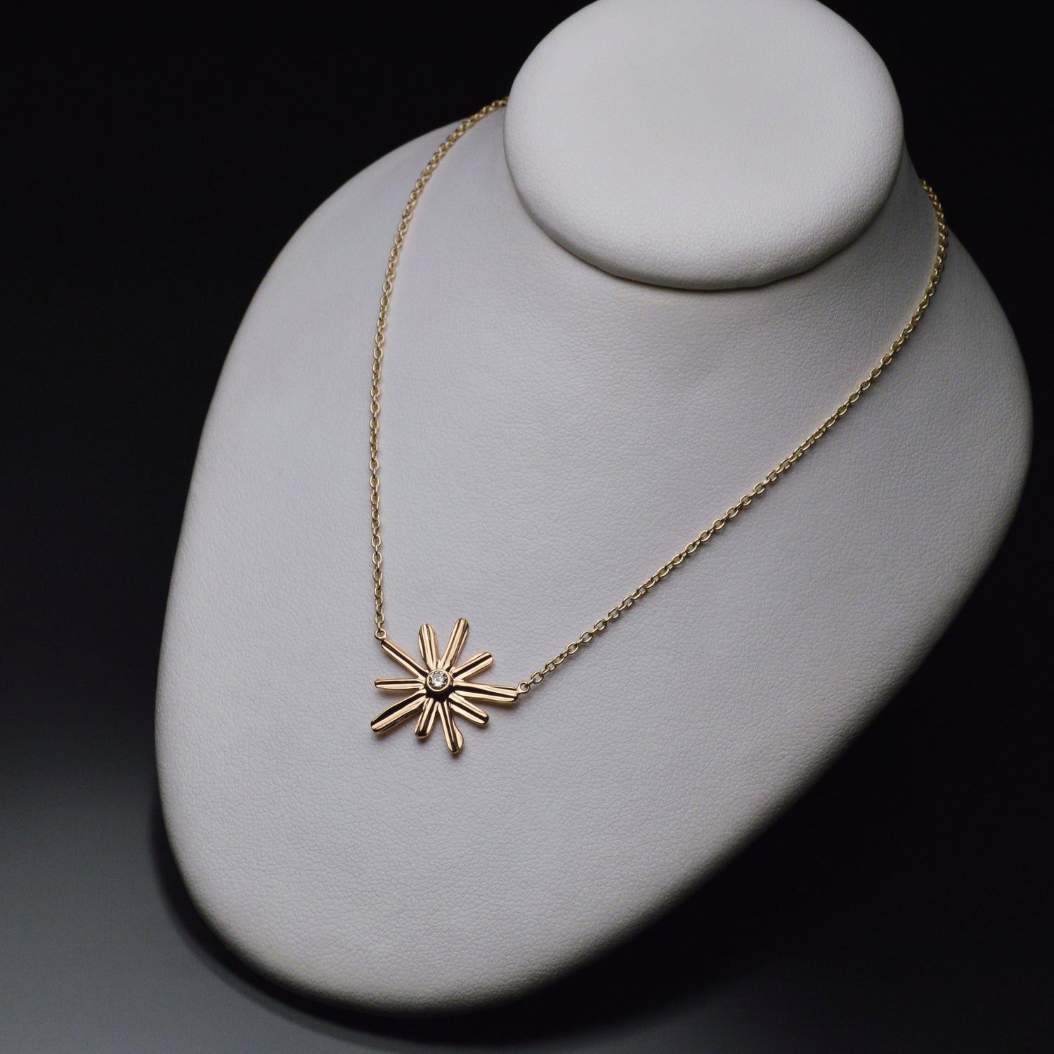 Gold Siena Strawcast Flower Pendant with Diamond