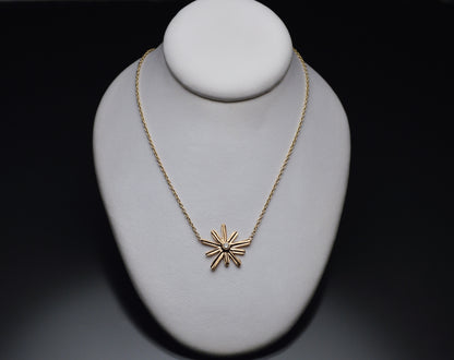Gold Siena Strawcast Flower Pendant with Diamond