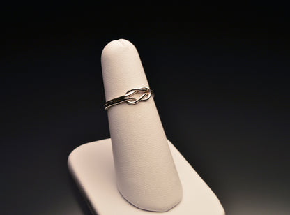 Knot Ring