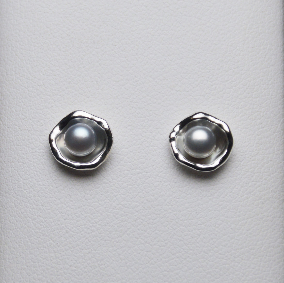 Sanibel Watercast Earrings w/ Pearl